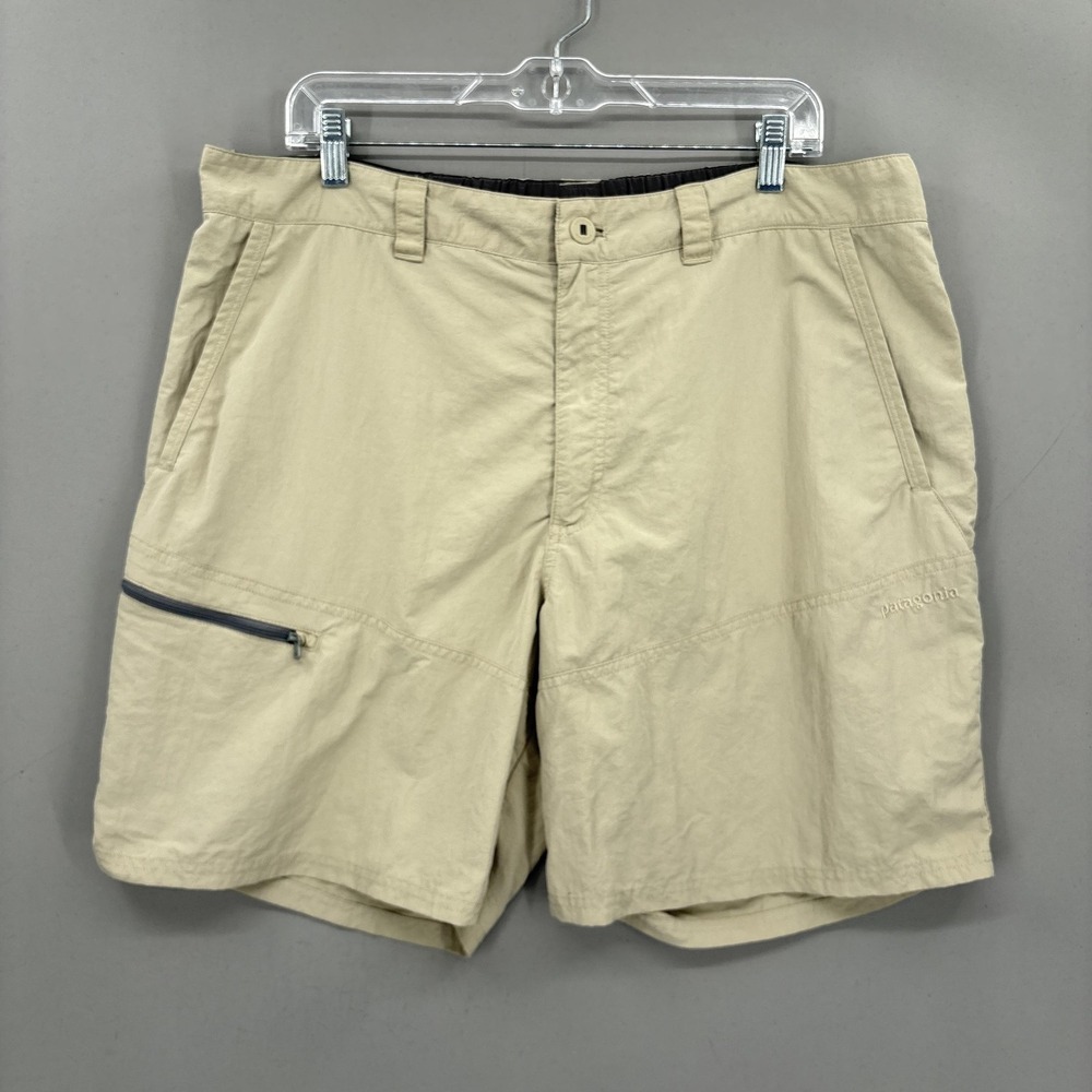 Patagonia Shorts Mens XL 38 Beige Cargo Nylon Quick Dry‎ Hiking Travel Sandy 8"